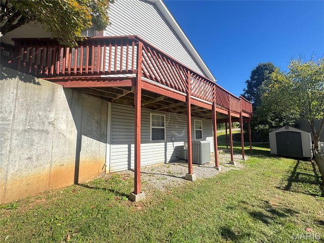 107 Birchtree, St Robert, MO 65584