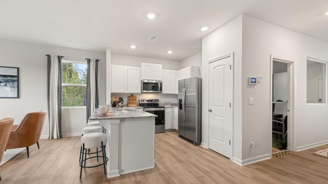 2031 Roseleigh Drive, Douglasville, GA 30134