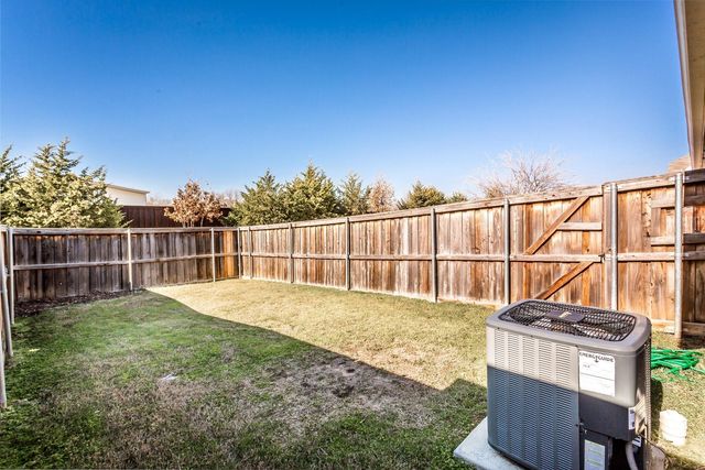 1727 Preston On The Lake Boulevard, Little Elm, TX 75068