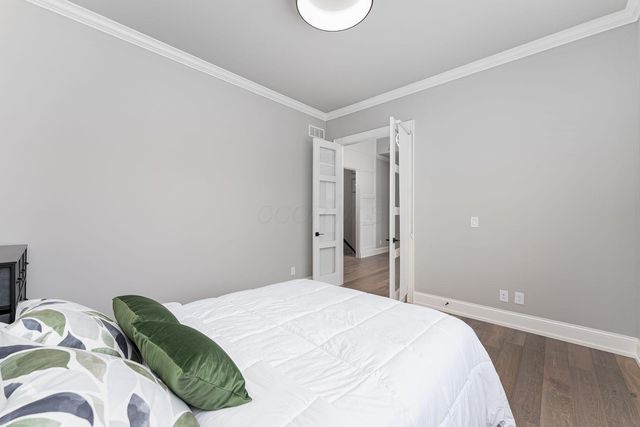 6096 Deer Bluff Place Place, Dublin, OH 43017