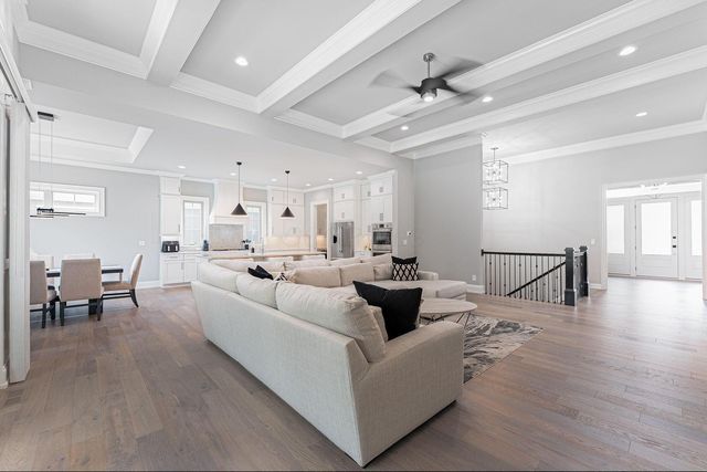 6096 Deer Bluff Place Place, Dublin, OH 43017