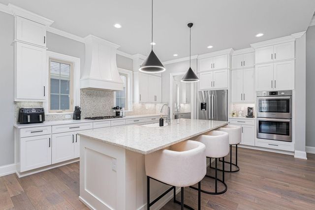 6096 Deer Bluff Place Place, Dublin, OH 43017