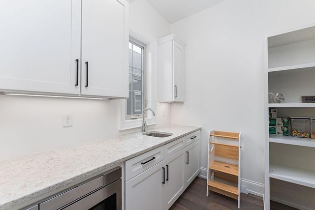 6096 Deer Bluff Place Place, Dublin, OH 43017