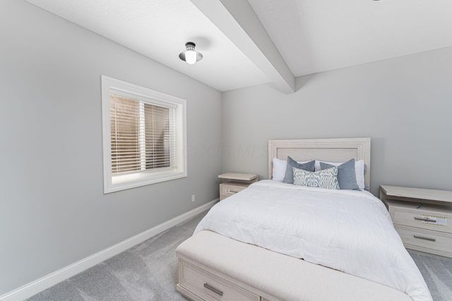 6096 Deer Bluff Place Place, Dublin, OH 43017