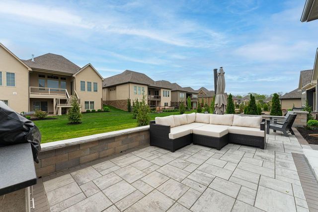 6096 Deer Bluff Place Place, Dublin, OH 43017