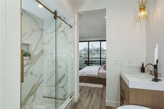 328 3rd Street, Huntington Beach, CA 92648