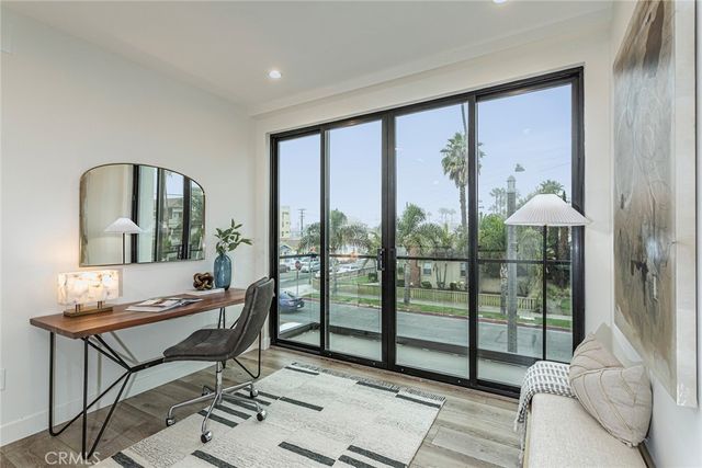 328 3rd Street, Huntington Beach, CA 92648