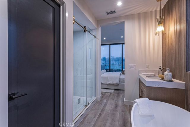 328 3rd Street, Huntington Beach, CA 92648