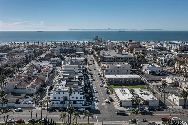 328 3rd Street, Huntington Beach, CA 92648