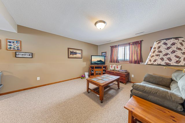 5779 Excalibur Court NW, Rochester, MN 55901