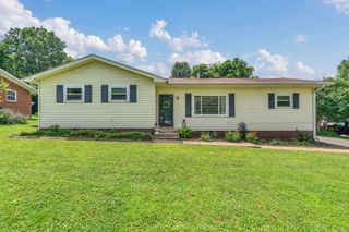 1827 Shelley St, Murfreesboro, TN 37129
