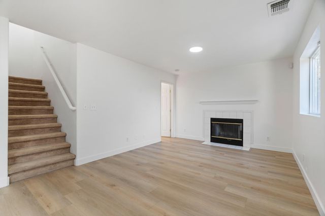2501 Lock Ave, Sacramento, CA 95822