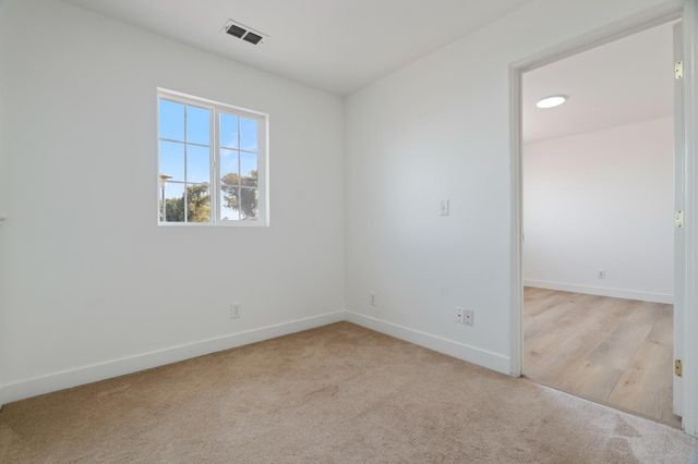 2501 Lock Ave, Sacramento, CA 95822