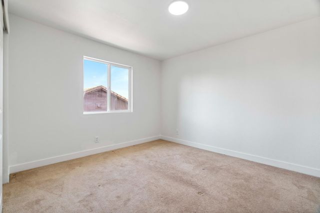 2501 Lock Ave, Sacramento, CA 95822