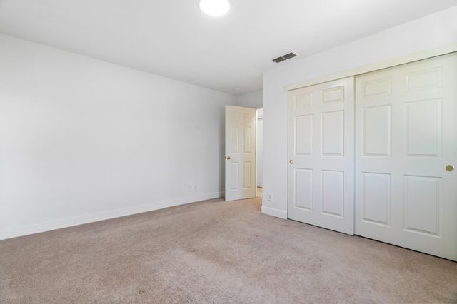 2501 Lock Ave, Sacramento, CA 95822