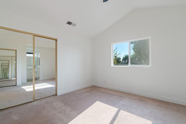 2501 Lock Ave, Sacramento, CA 95822