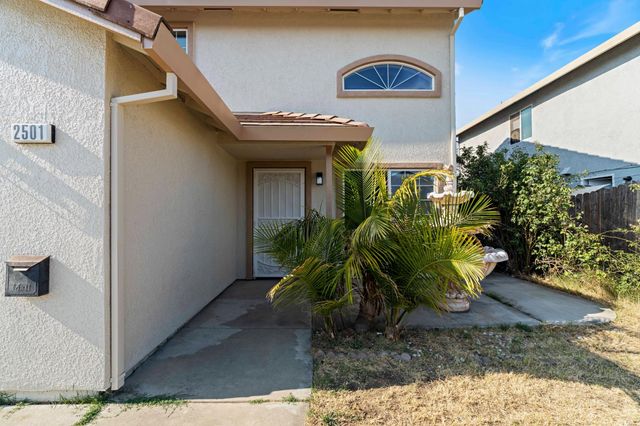 2501 Lock Ave, Sacramento, CA 95822