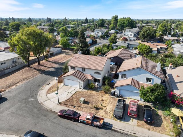 2501 Lock Ave, Sacramento, CA 95822
