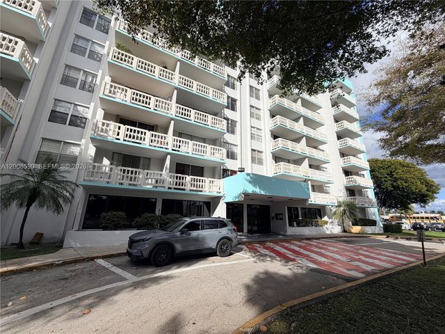 15600 NW 7th Ave 618, Miami, FL 33169