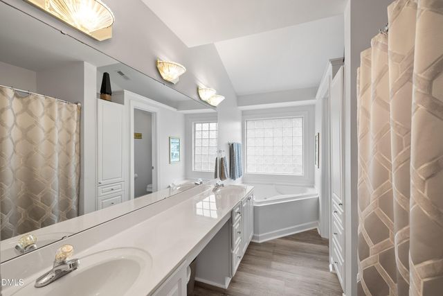 4900 Linksland Drive, Holly Springs, NC 27540