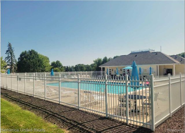 1184 York Avenue, Marion Township, MI 48843