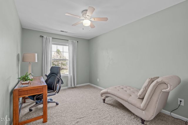 2120 Breezeway Dr Unit 104, Raleigh, NC 27614