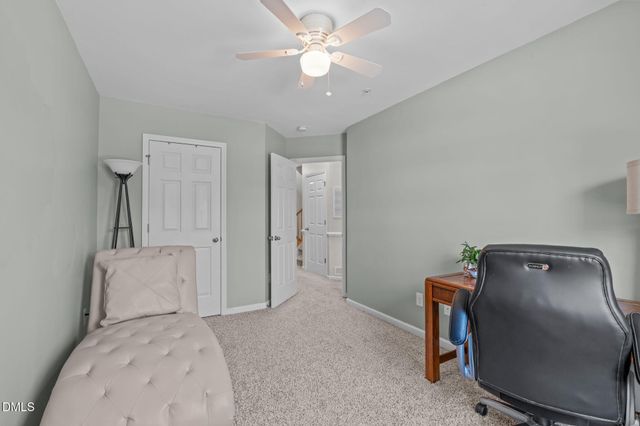 2120 Breezeway Dr Unit 104, Raleigh, NC 27614
