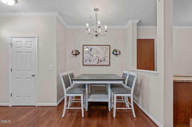 2120 Breezeway Dr Unit 104, Raleigh, NC 27614