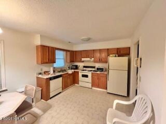 1587 Rosemond Drive, Greenville, NC 27834