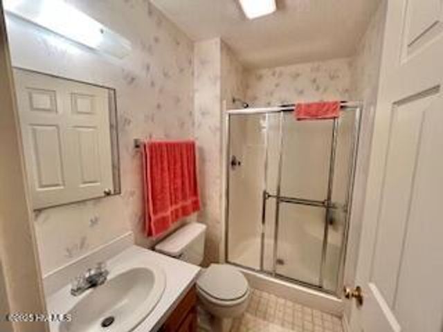 1587 Rosemond Drive, Greenville, NC 27834