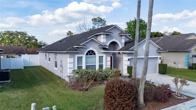 9915 KONA ISLE COURT, Orlando, FL 32817