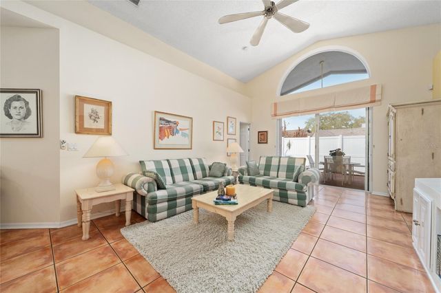 9915 KONA ISLE COURT, Orlando, FL 32817