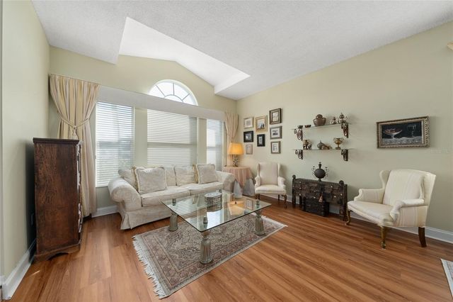 9915 KONA ISLE COURT, Orlando, FL 32817