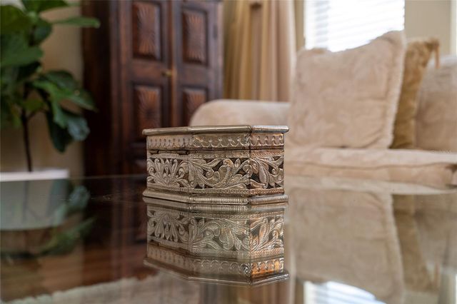 9915 KONA ISLE COURT, Orlando, FL 32817