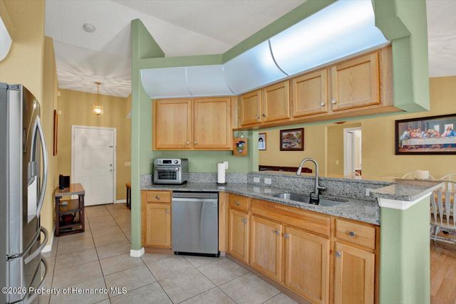 228 Cobblestone Drive, Spring Hill, FL 34606