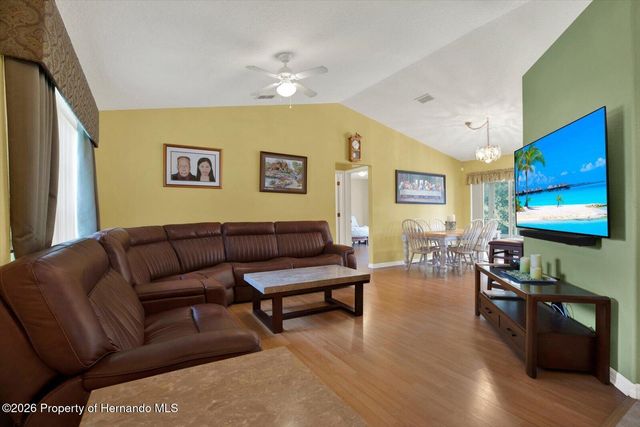 228 Cobblestone Drive, Spring Hill, FL 34606
