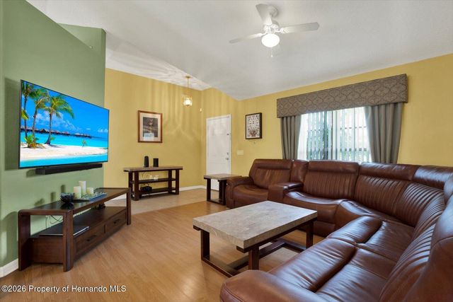 228 Cobblestone Drive, Spring Hill, FL 34606