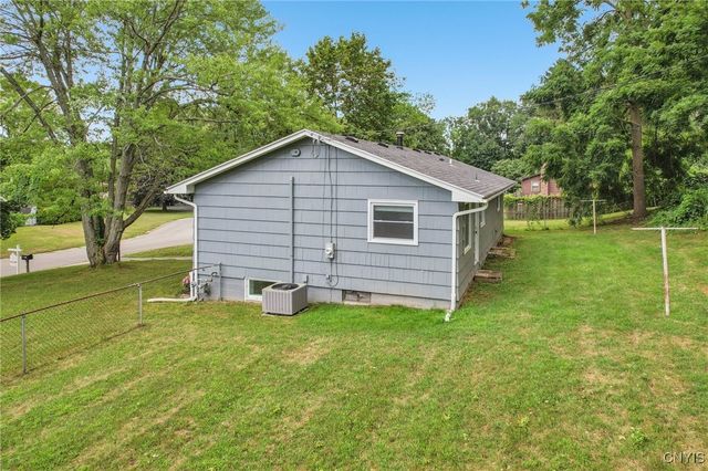 48 Brasser Drive, Chili, NY 14624