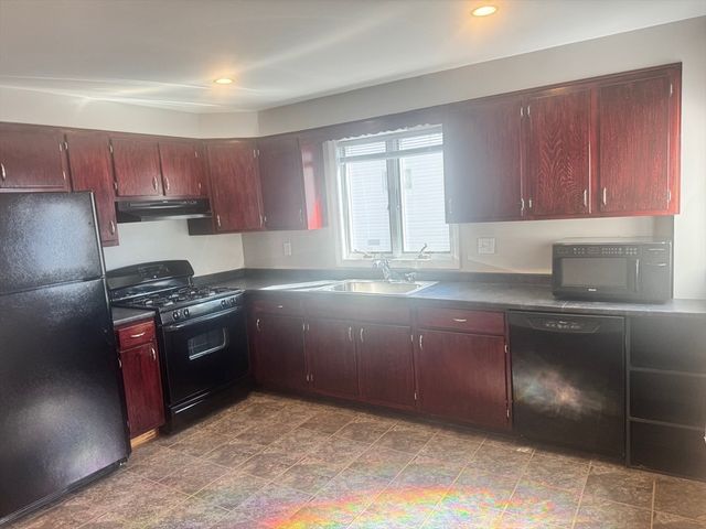 24 Watts St, Malden, MA 02148