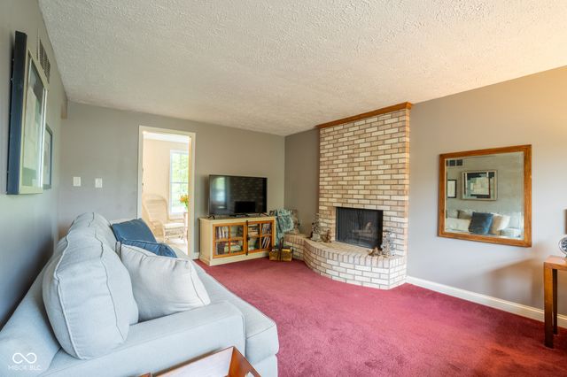 11047 E Whistler Drive, Indianapolis, IN 46229