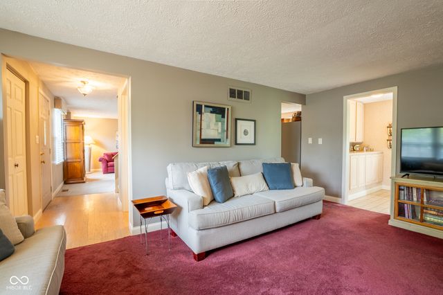 11047 E Whistler Drive, Indianapolis, IN 46229