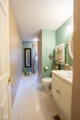11047 E Whistler Drive, Indianapolis, IN 46229