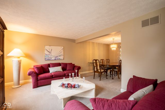 11047 E Whistler Drive, Indianapolis, IN 46229