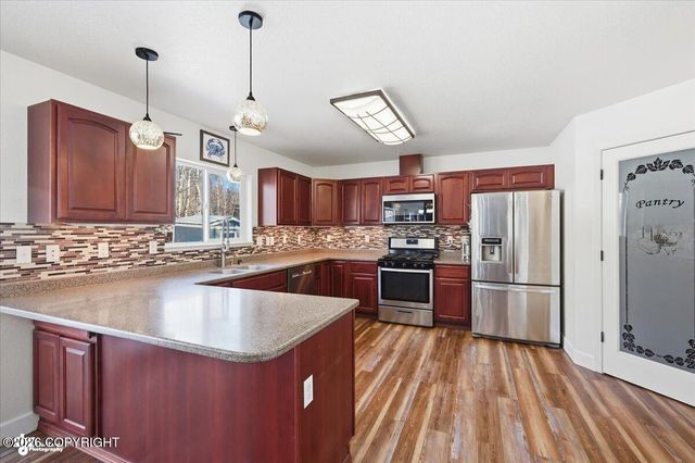 7803 E Aspen Ridge Road, Wasilla, AK 99654
