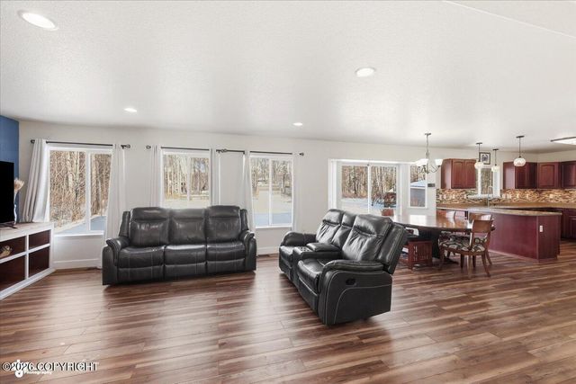 7803 E Aspen Ridge Road, Wasilla, AK 99654