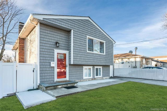 102A Claremont Avenue, West Babylon, NY 11704