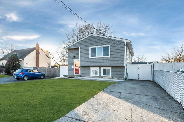 102A Claremont Avenue, West Babylon, NY 11704