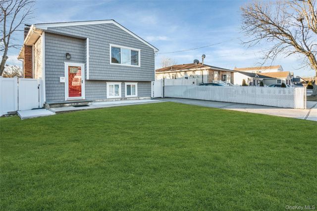 102A Claremont Avenue, West Babylon, NY 11704