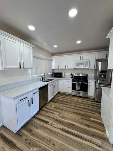 7900 La Habra, Buena Park, CA 90620