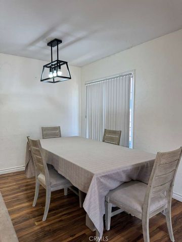 7900 La Habra, Buena Park, CA 90620
